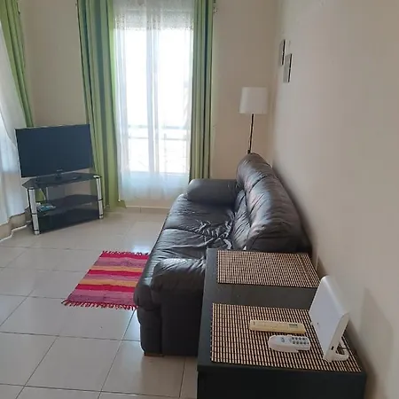 Quiet Cozy Apartment, Full New Ac, Covered Parking, Fast Wi-fi Apartment Peyia