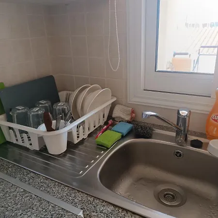Quiet Cozy Apartment, Full New Ac, Covered Parking, Fast Wi-fi Apartment